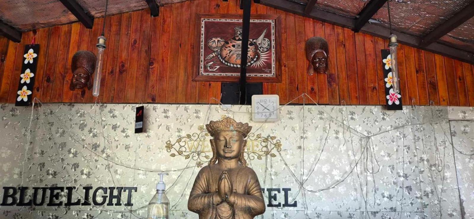 Bluelight Village Hotel نادي المظهر الخارجي الصورة